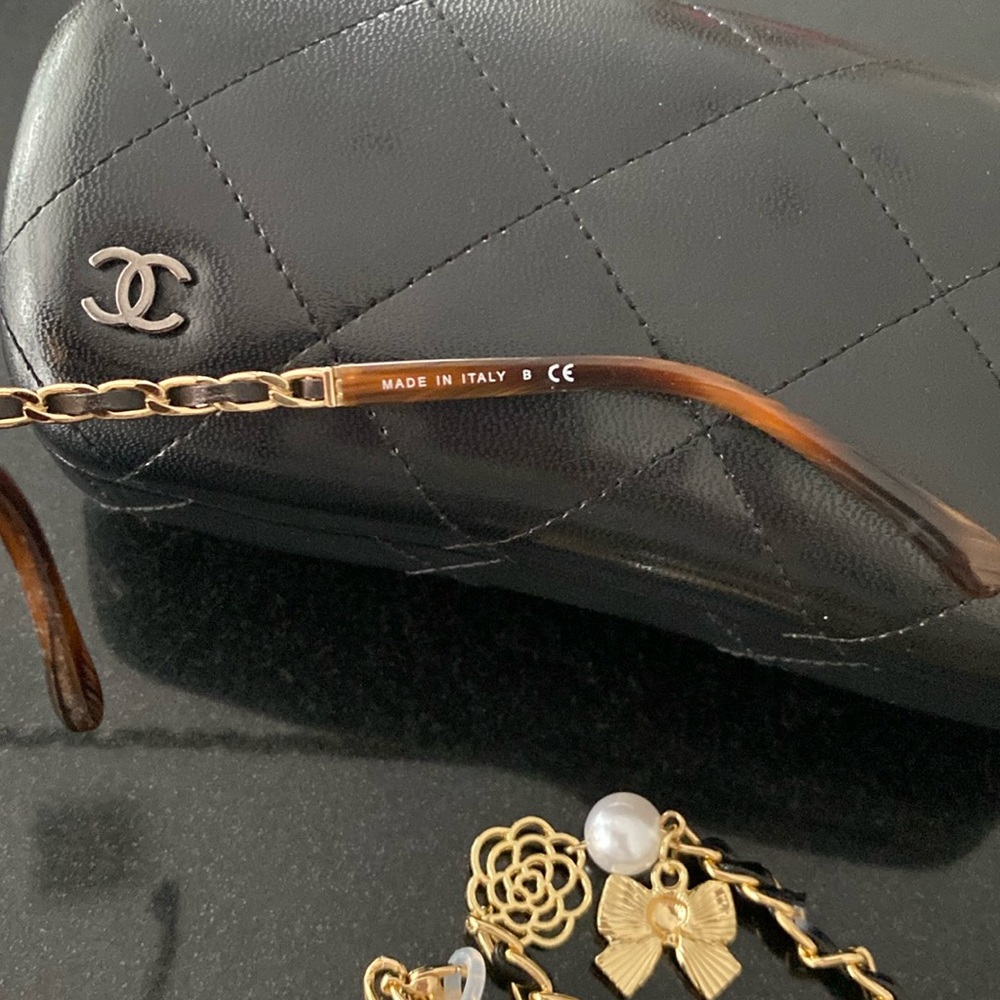 CHANEL Brown Gradient Oversized Square Sunglasses - Picture 7 of 15